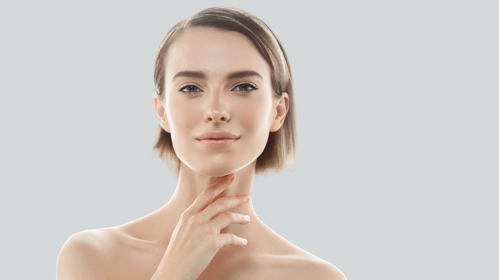 CÓMO COMBATIR LA PÉRDIDA DE TONIFICACIÓN EN ROSTRO, CUELLO Y ESCOTE.